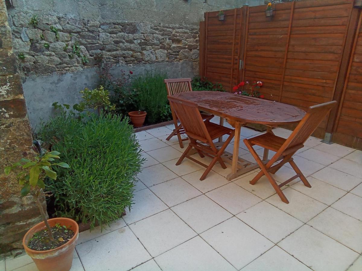 La Chambre De La Boule D 'Or Lanvallay 外观 照片