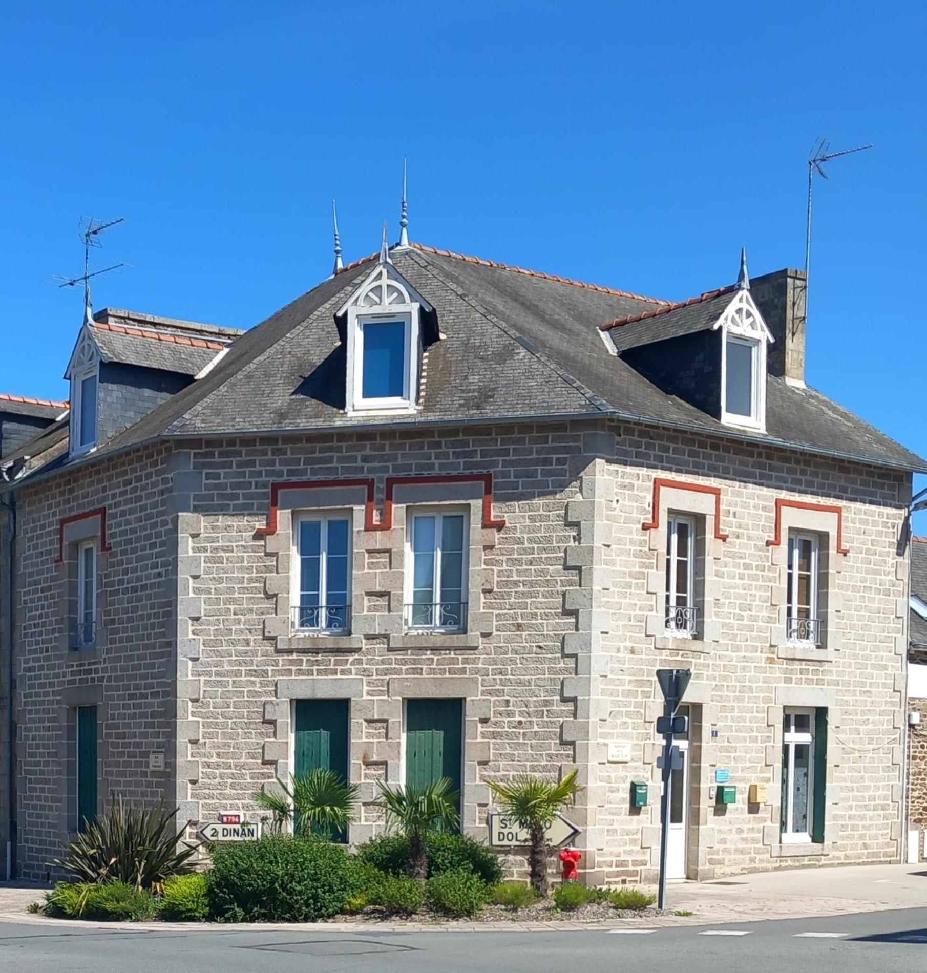 La Chambre De La Boule D 'Or Lanvallay 外观 照片